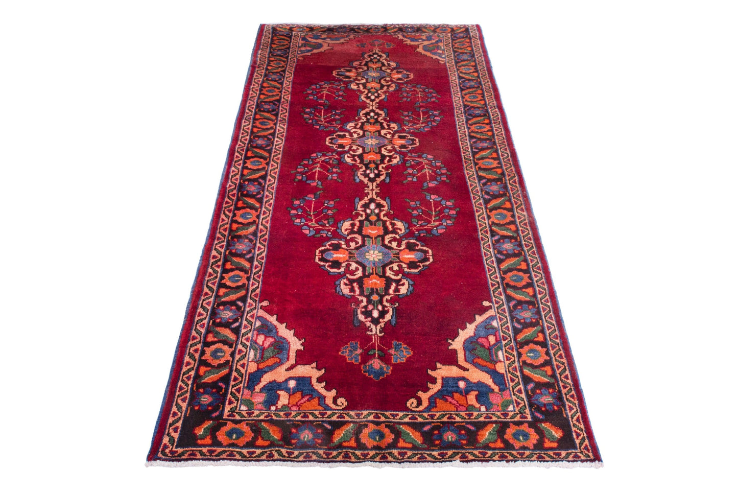 3102 - 3'10" x 10'4"