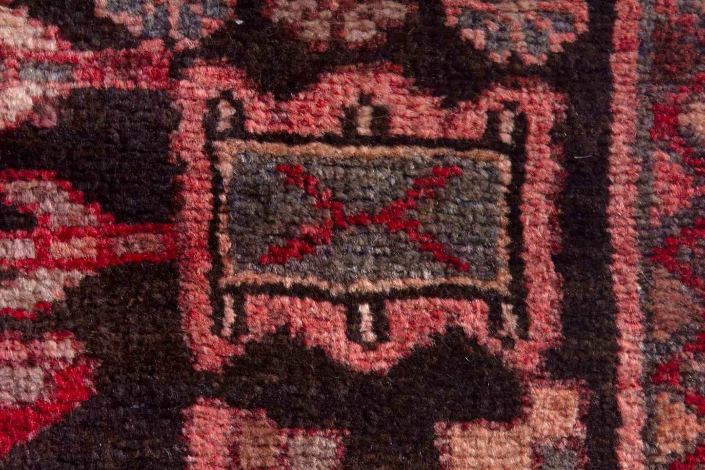 6106 - 2'11" x 9'3"