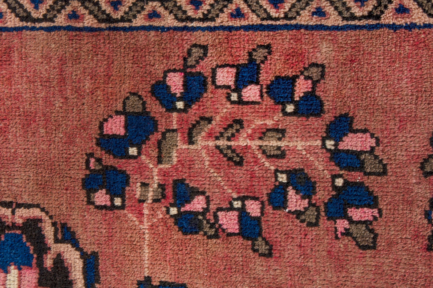 3120 - 3'10" x 12'11"