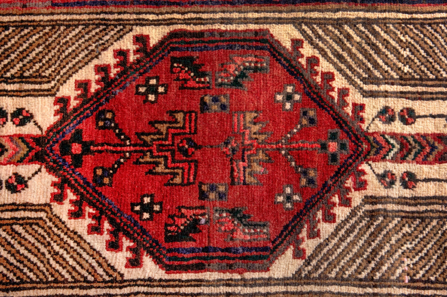 3130 - 2'11" x 10'6"