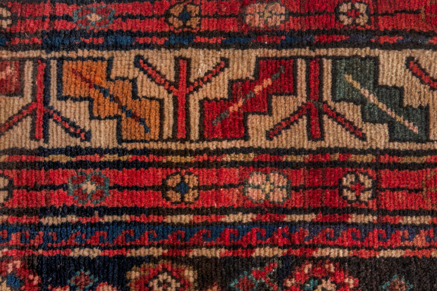 3131 - 3'11" x 8'10"