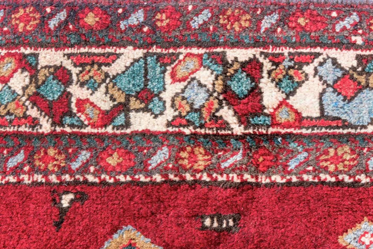 3137 - 3'11" x 10'10"