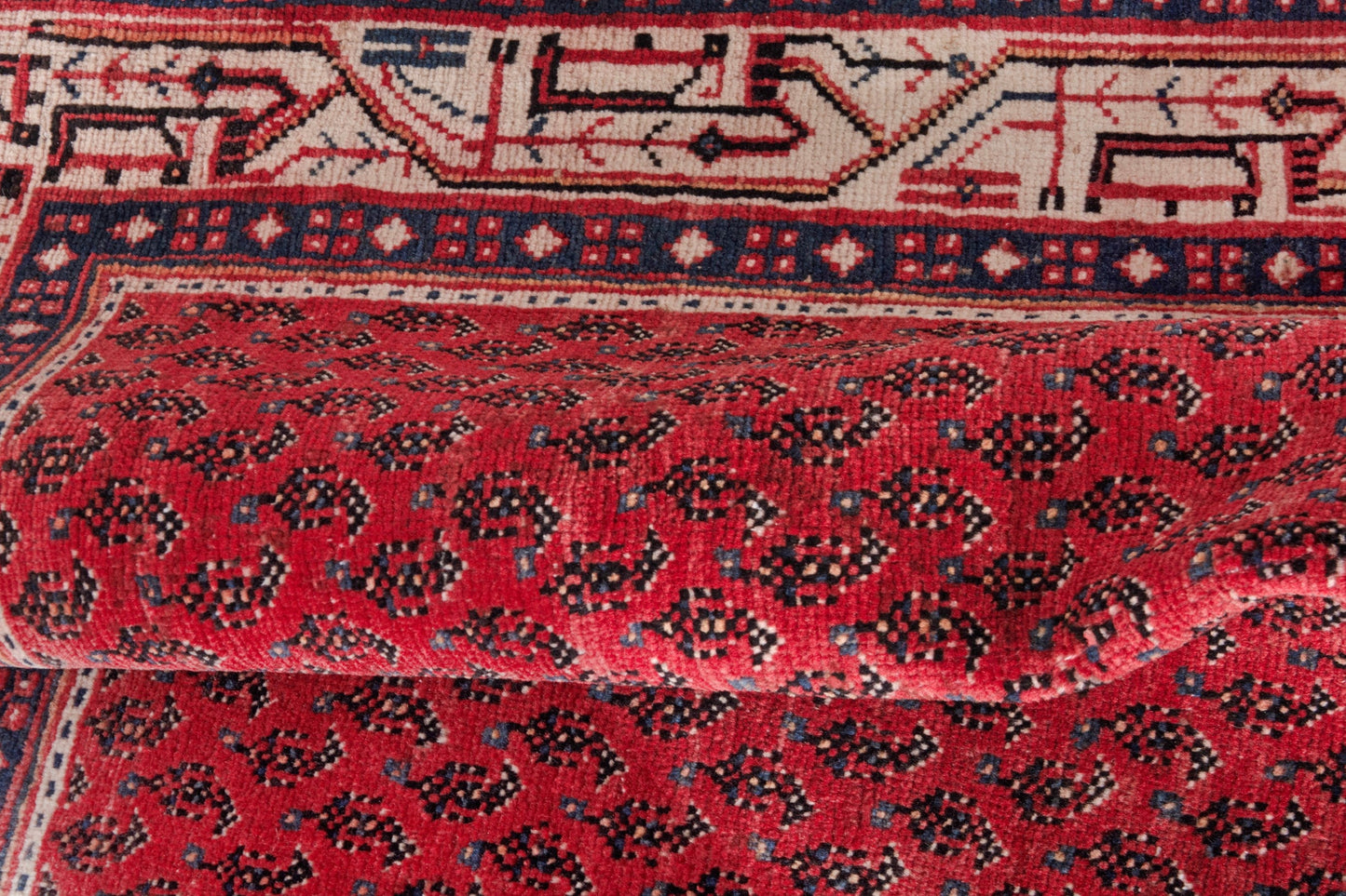 3171 - 3'10" x 10'4"