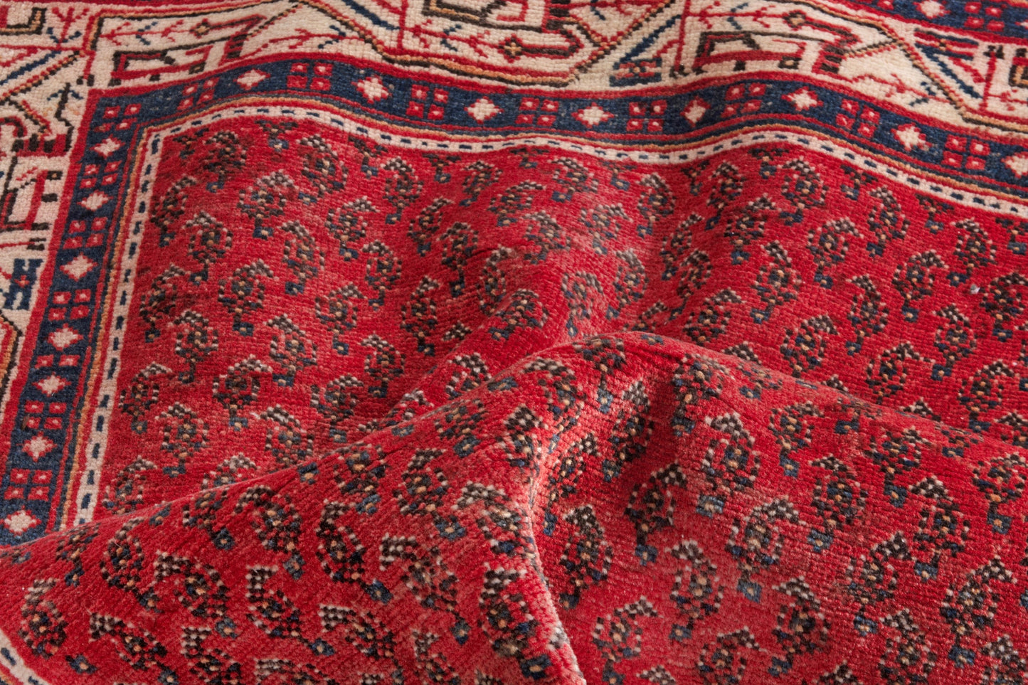 3171 - 3'10" x 10'4"