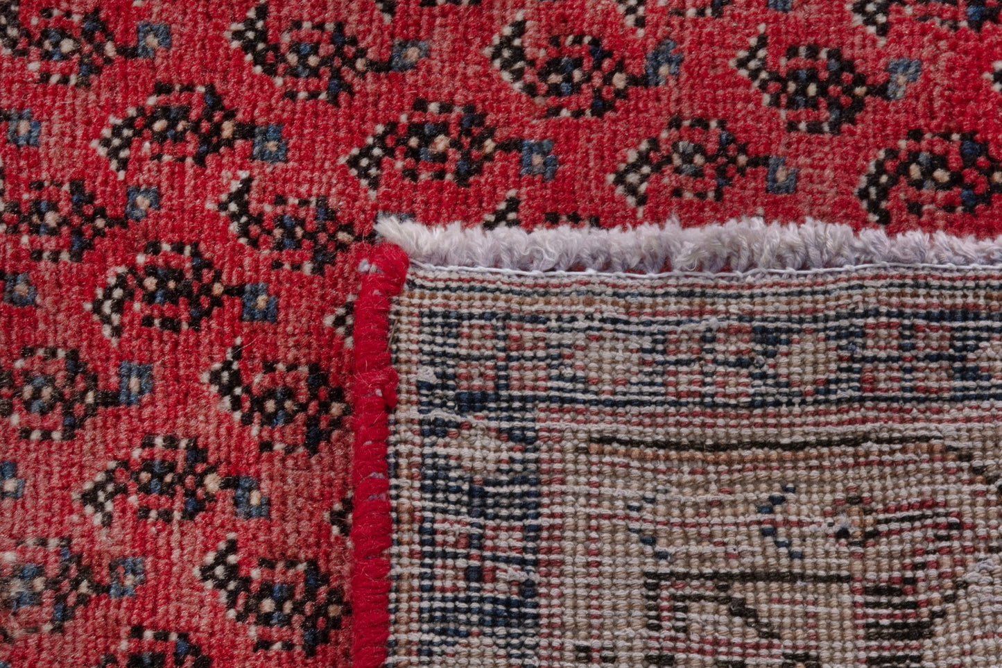 3171 - 3'10" x 10'4"