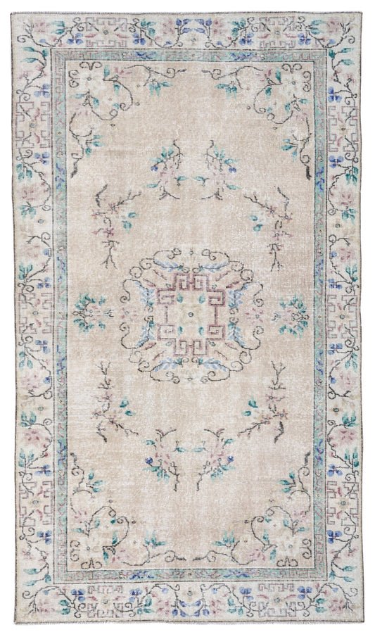 8506 - 4'11" x 8'10"