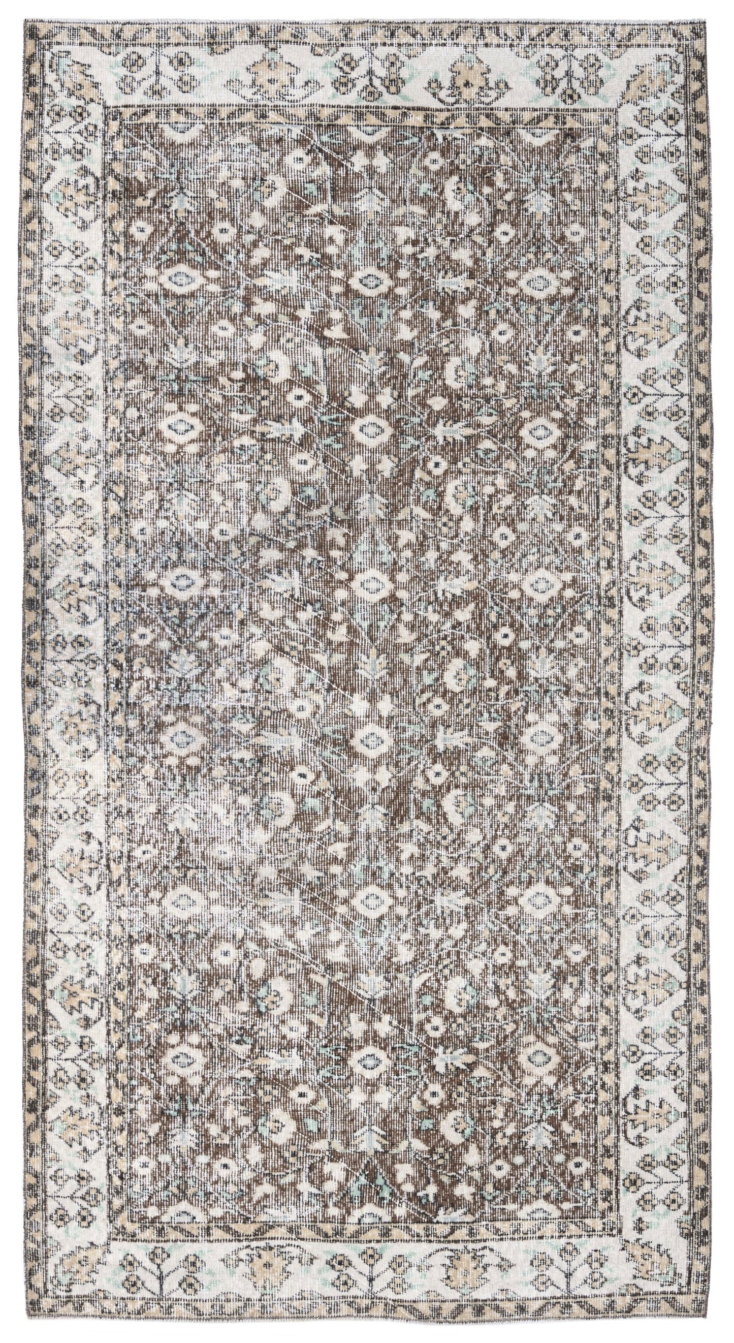 3252 - 4'5" x 8'1"