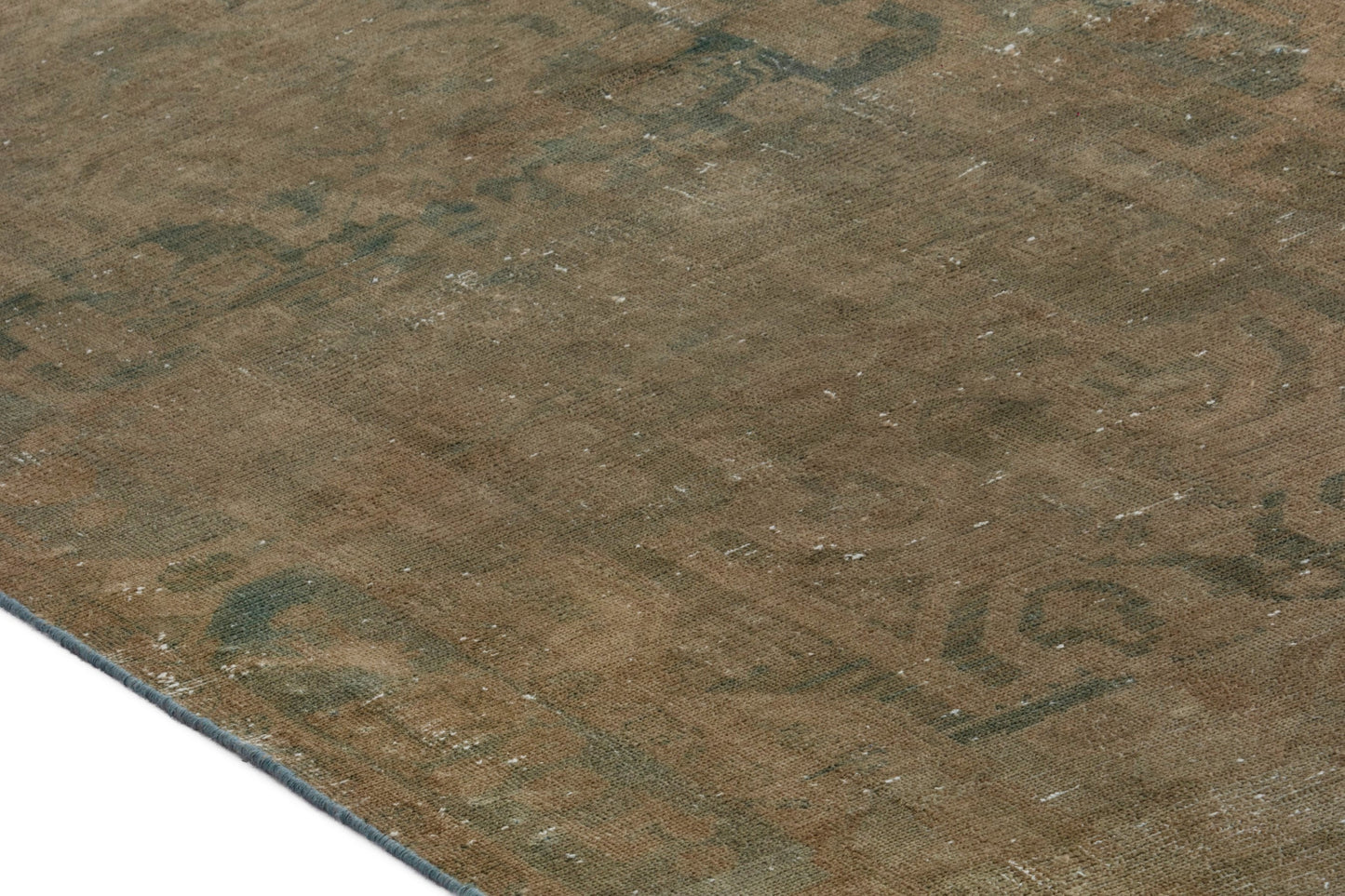 3313 - 3'10" x 18'3"