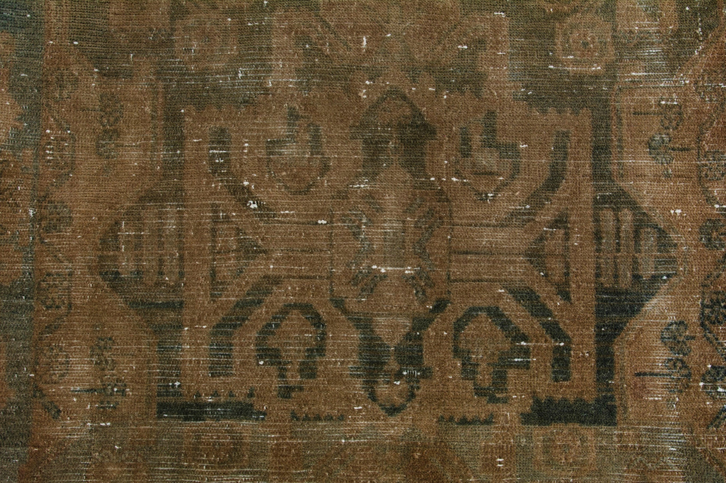 3313 - 3'10" x 18'3"