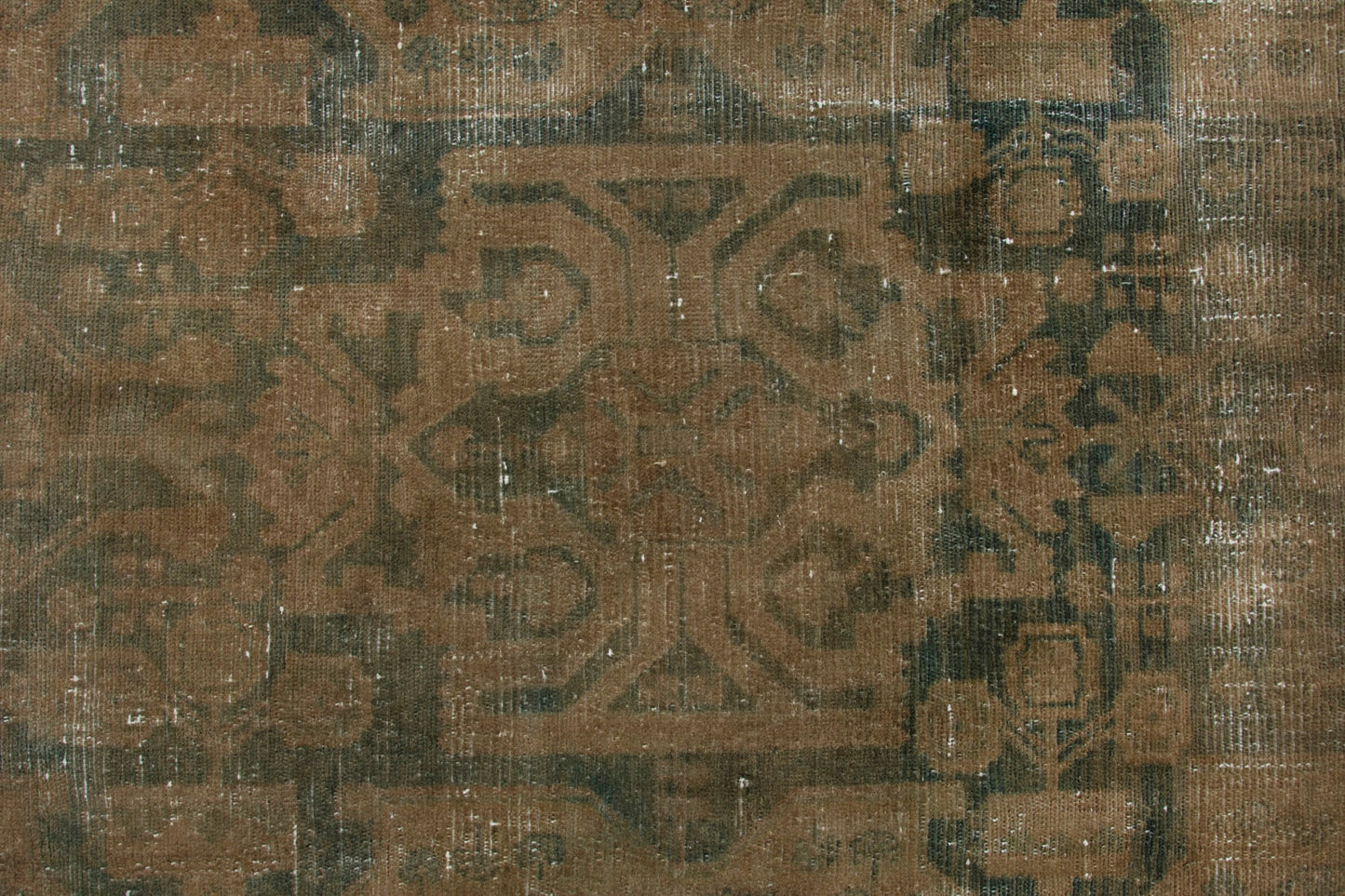 3313 - 3'10" x 18'3"