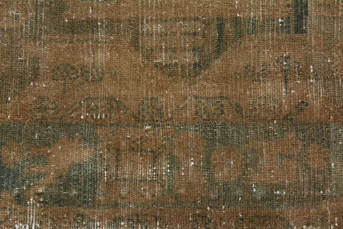 3313 - 3'10" x 18'3"