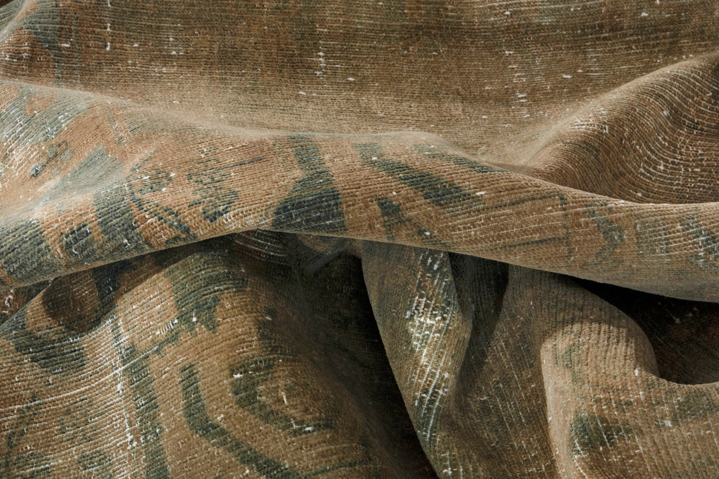 3313 - 3'10" x 18'3"