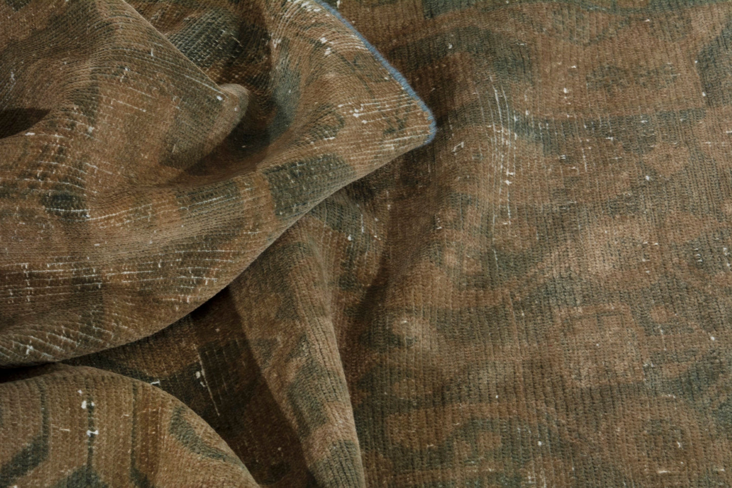 3313 - 3'10" x 18'3"