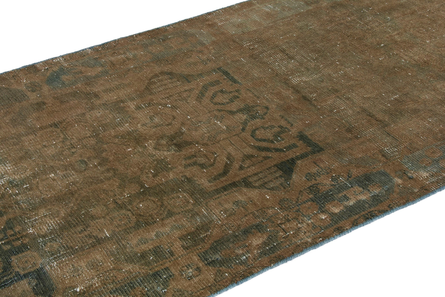 3313 - 3'10" x 18'3"