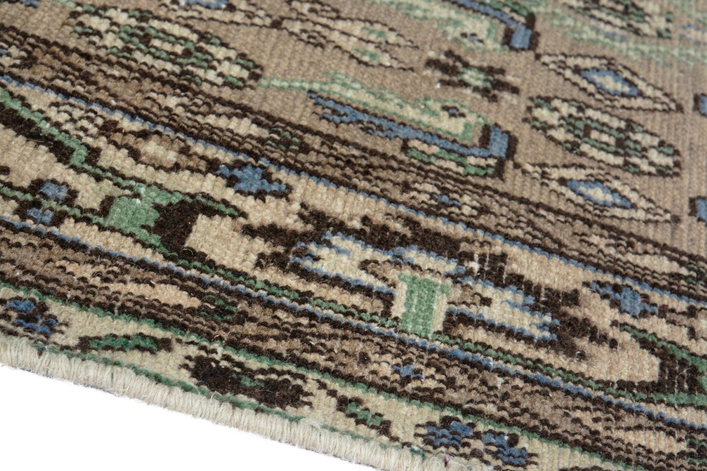 3349 - 3'9" x 16'11"