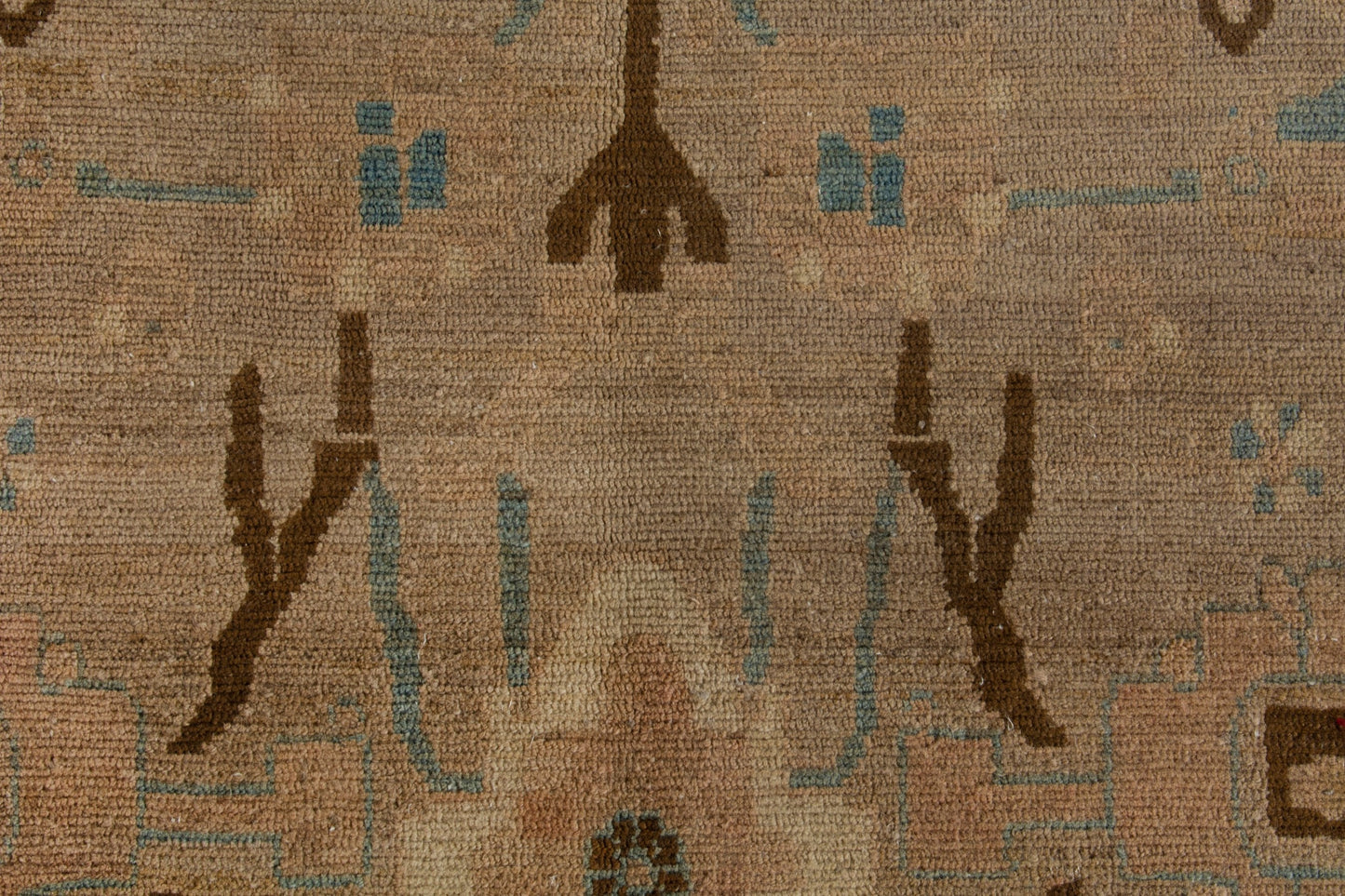6364 - 4'7" x 7'7"