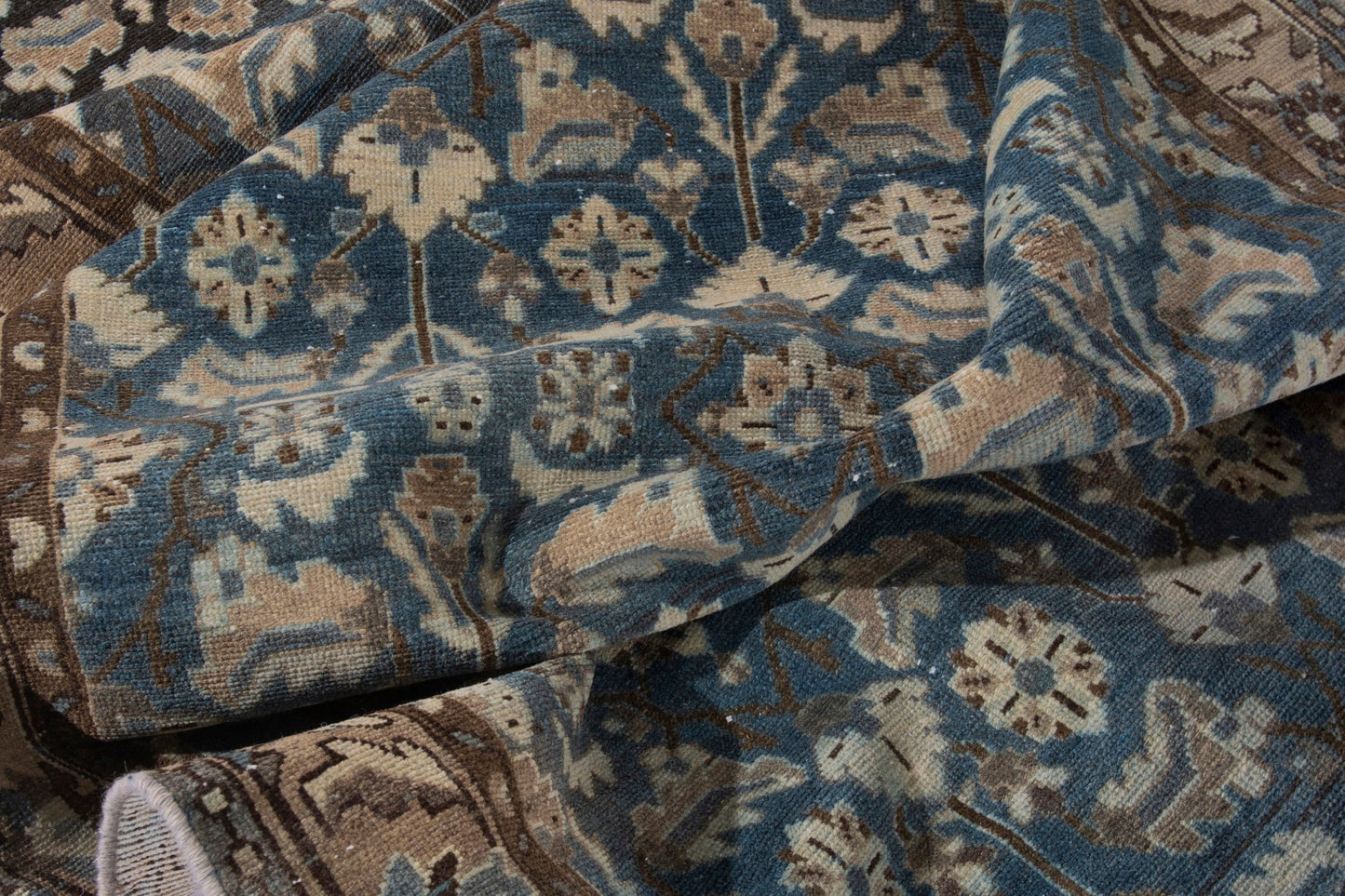 3367 - 3'11" x 16'8"