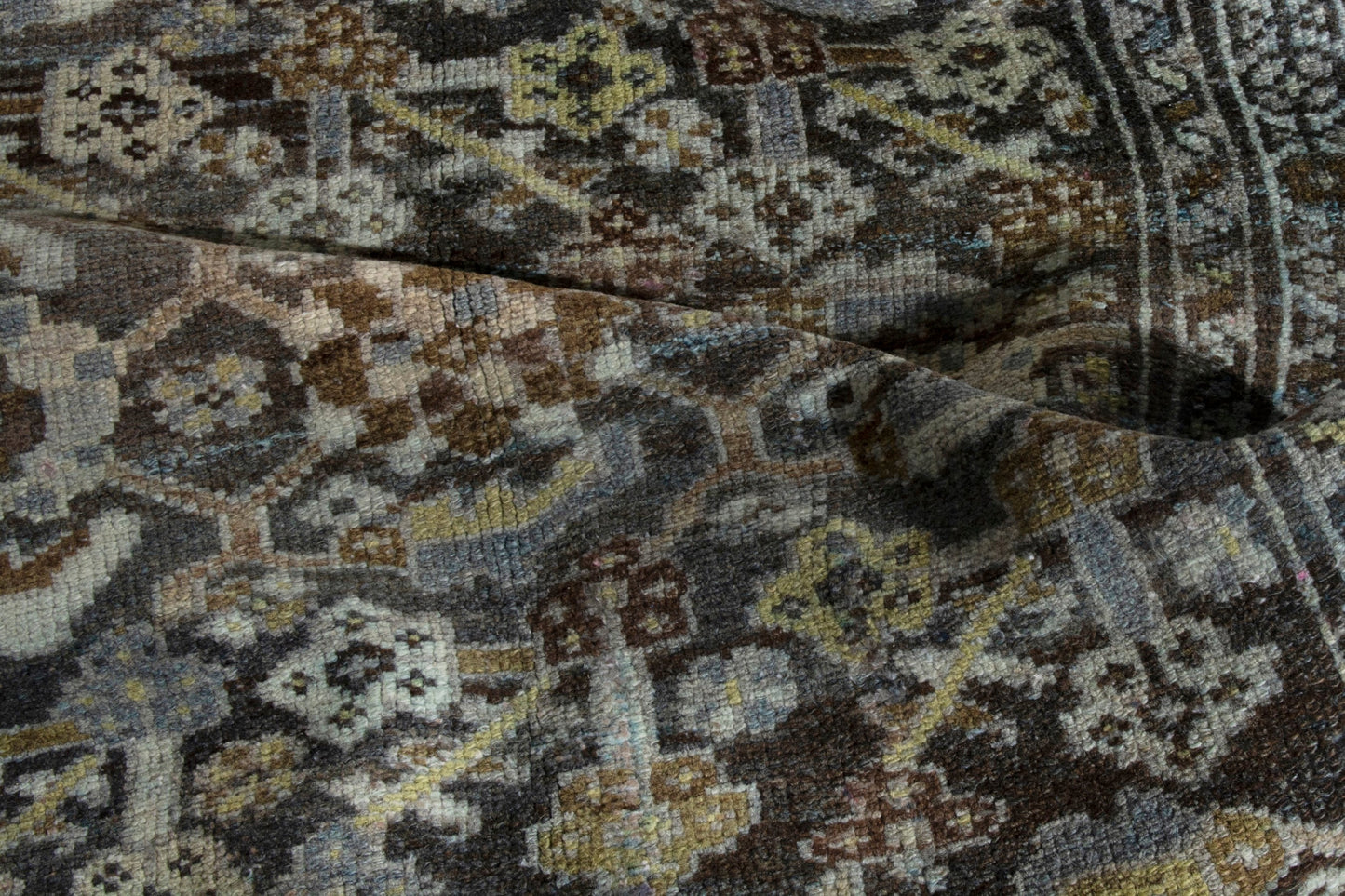 3381 - 3'10" x 6'11"