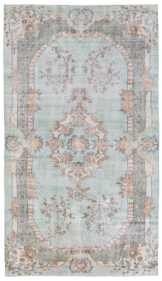 8682 - 5'10" x 10'6"