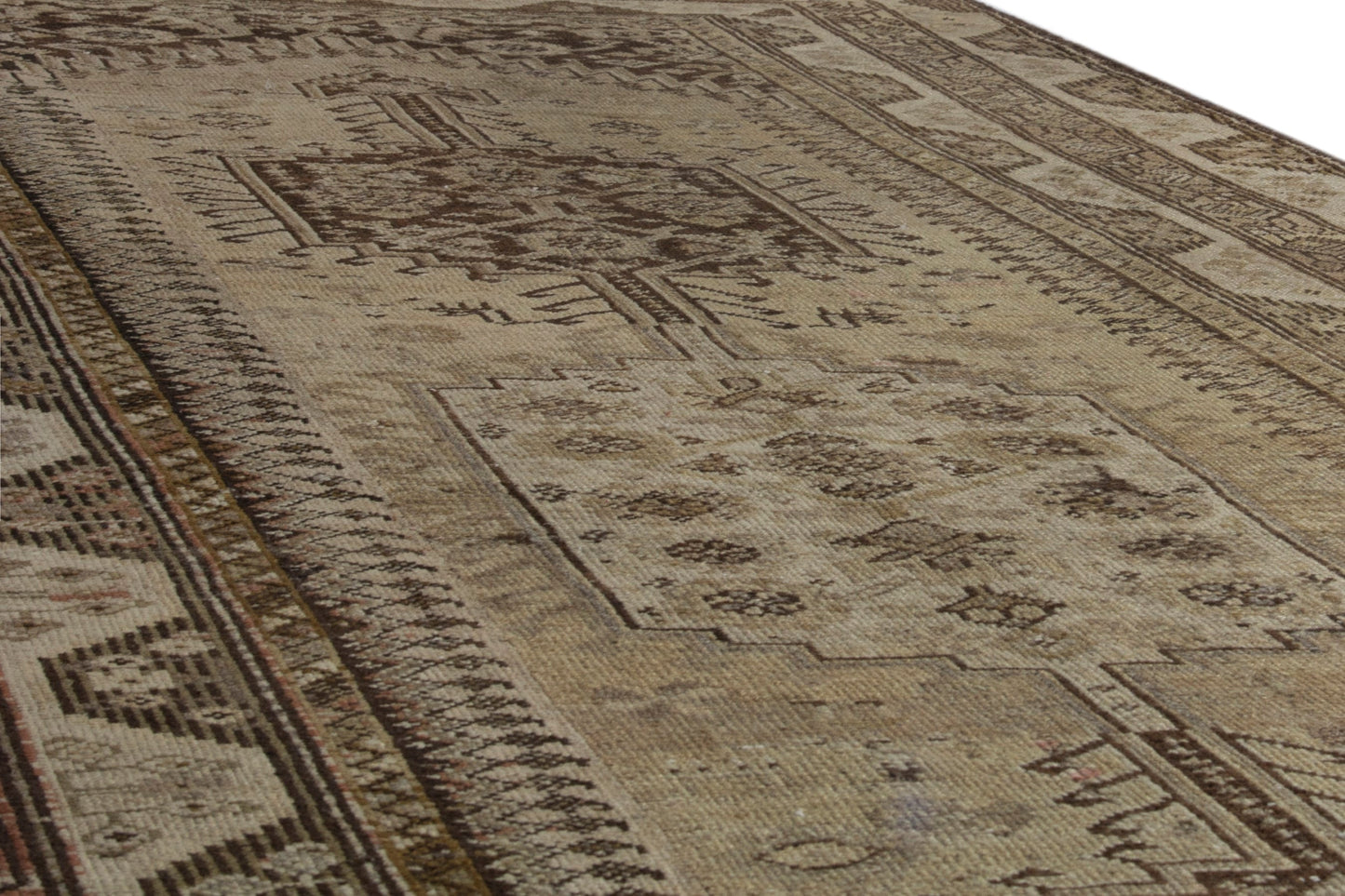 3386 - 5'1" x 13'11"