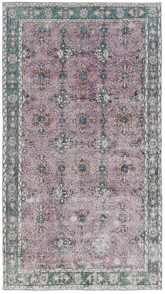 8705 - 4'11" x 8'11"