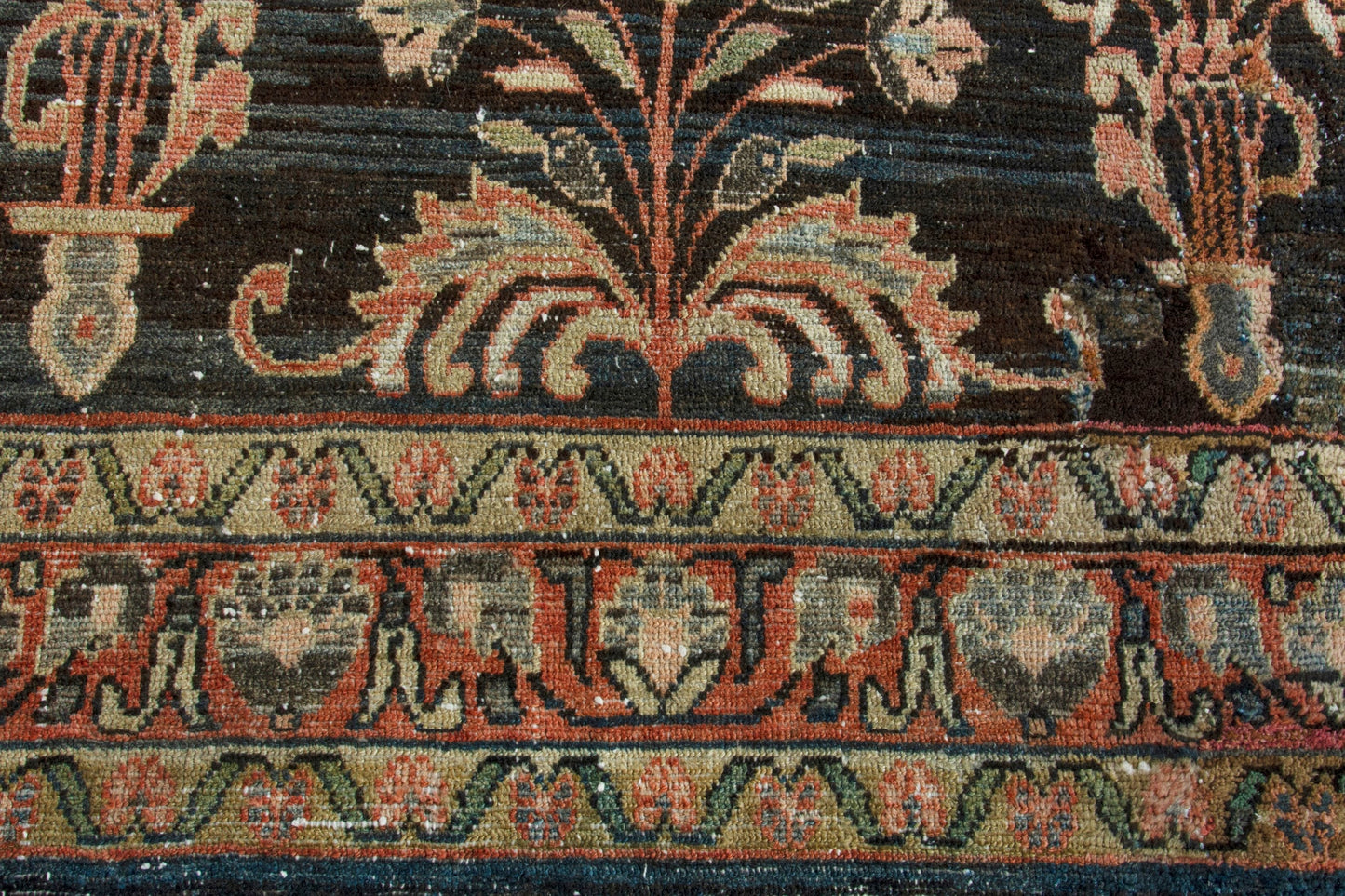 3426 - 4'11" x 12'11"