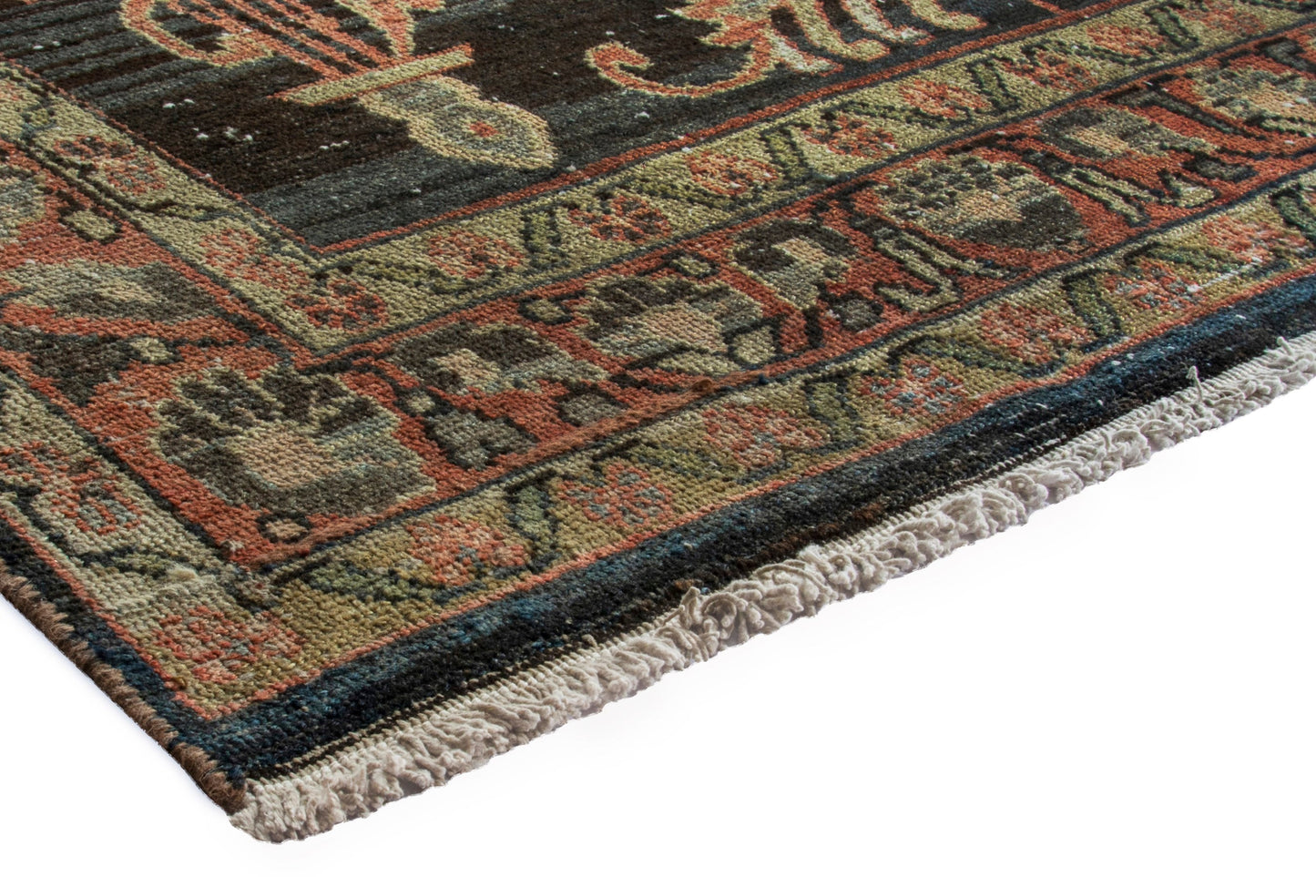 3426 - 4'11" x 12'11"