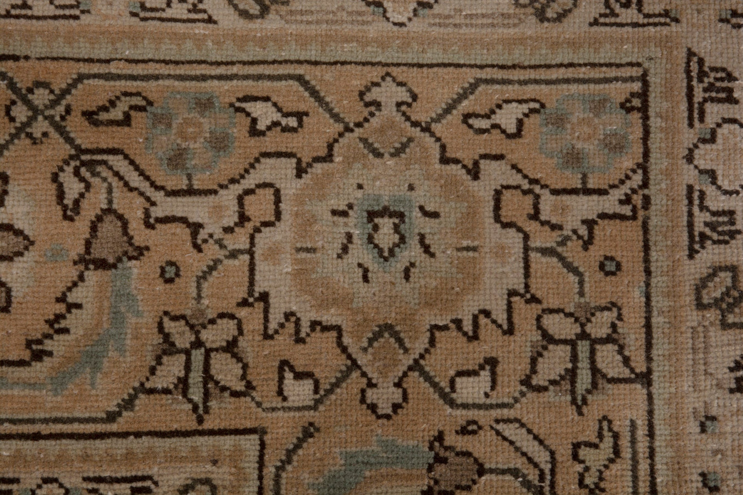 3471 - 7'10" x 11'5"