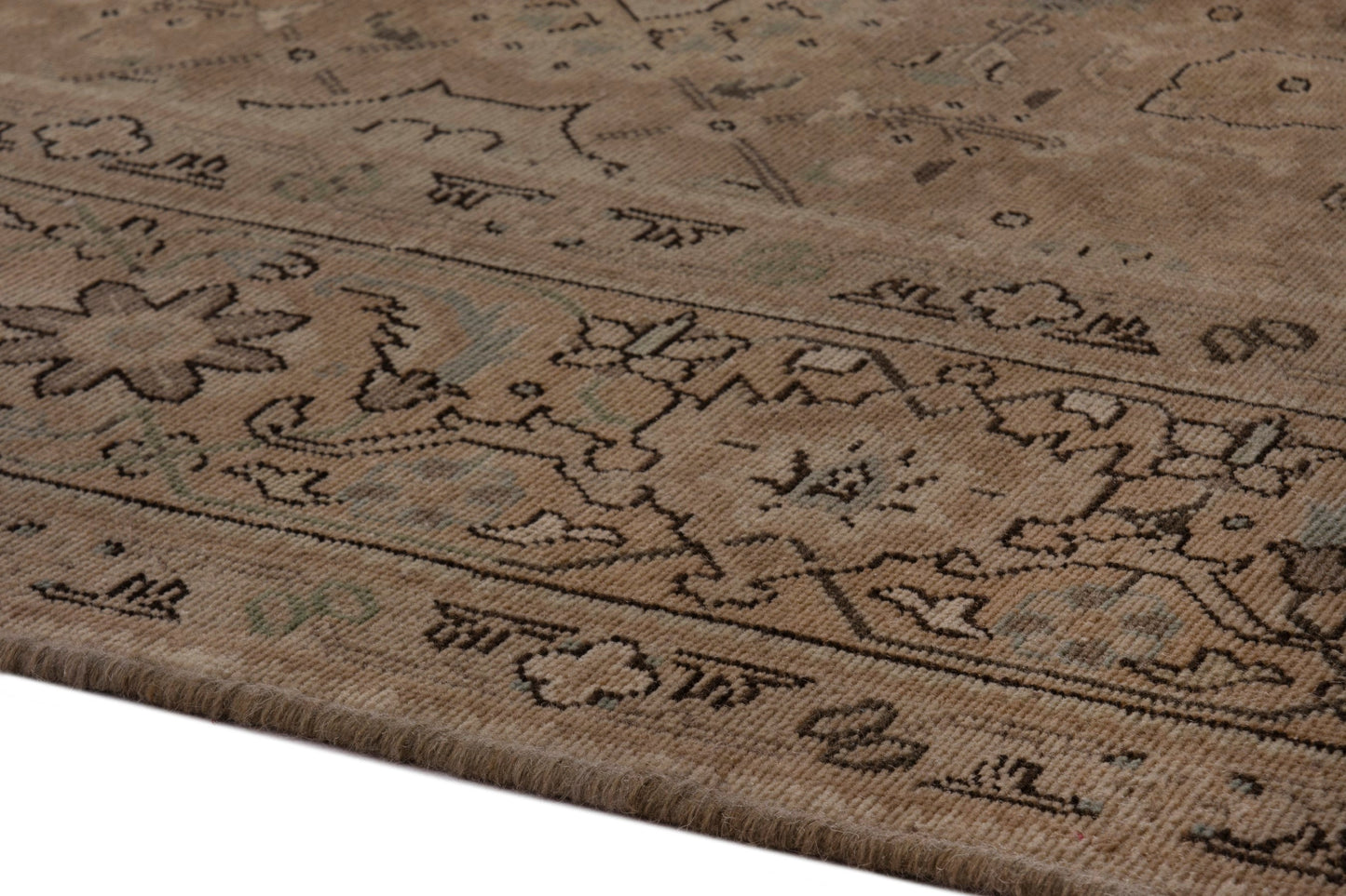 3471 - 7'10" x 11'5"