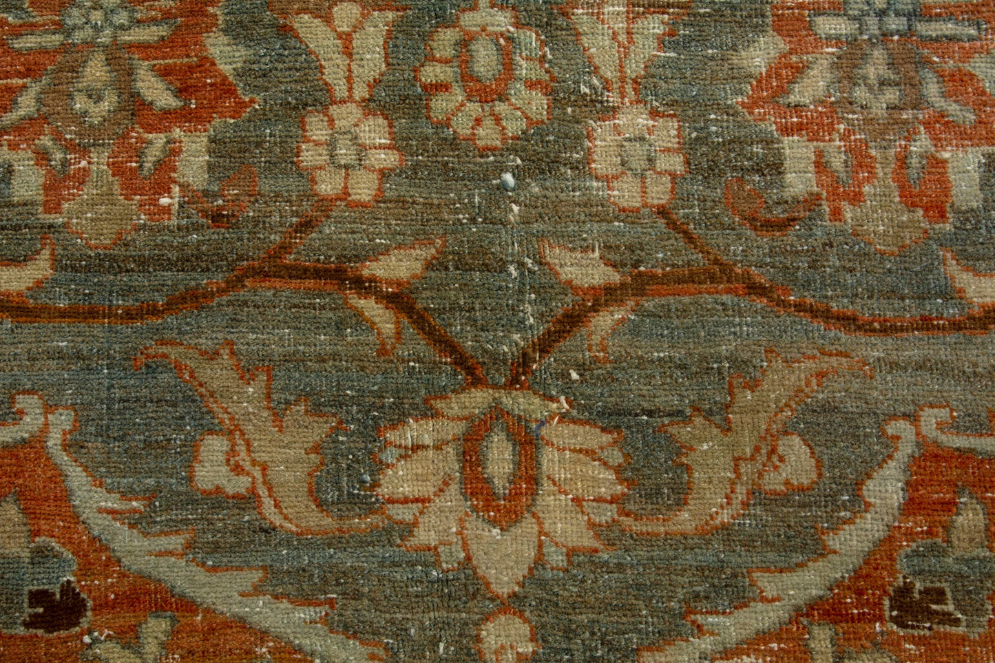 3475 - 9'10" x 13'3"