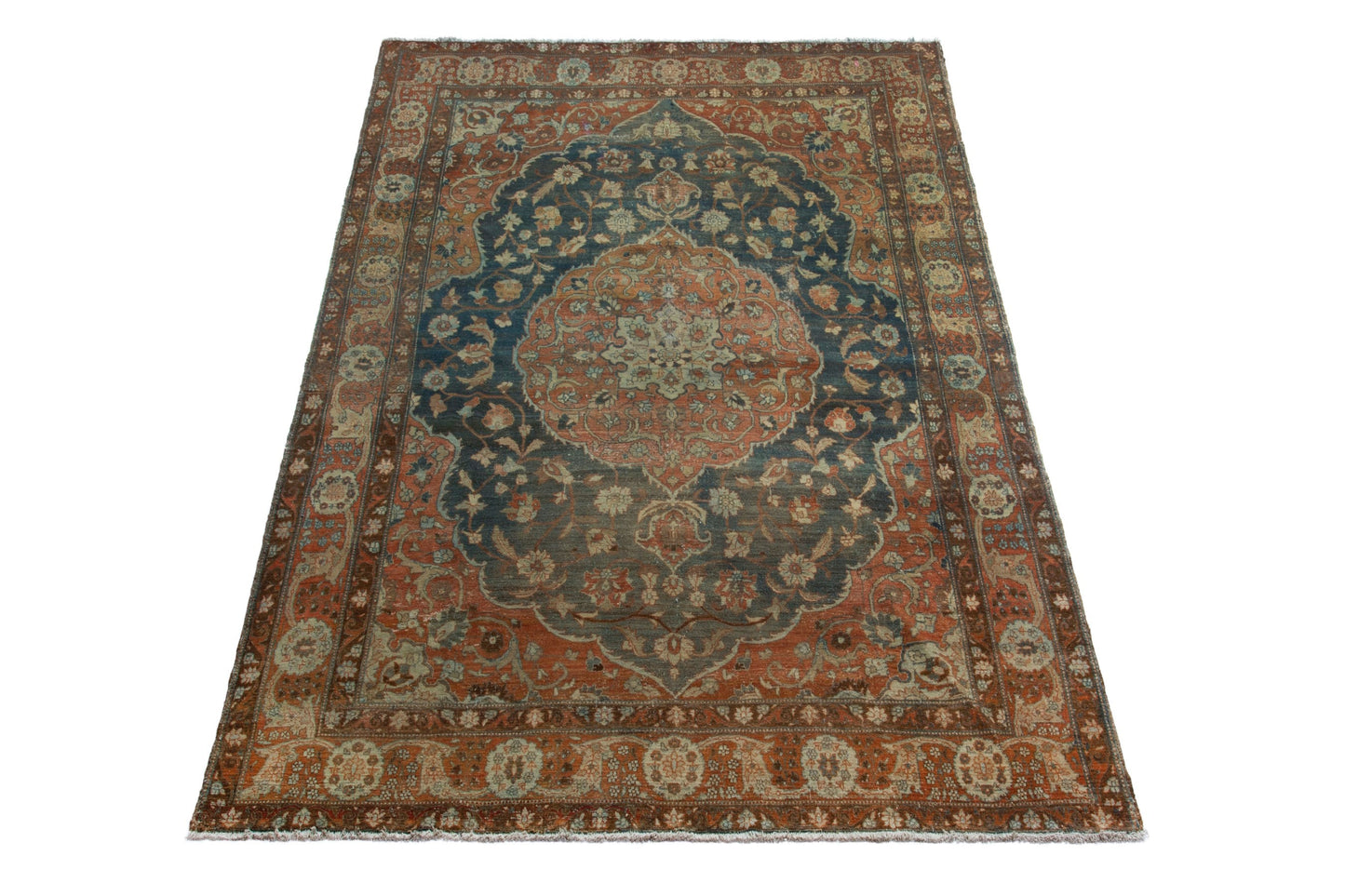 3475 - 9'10" x 13'3"