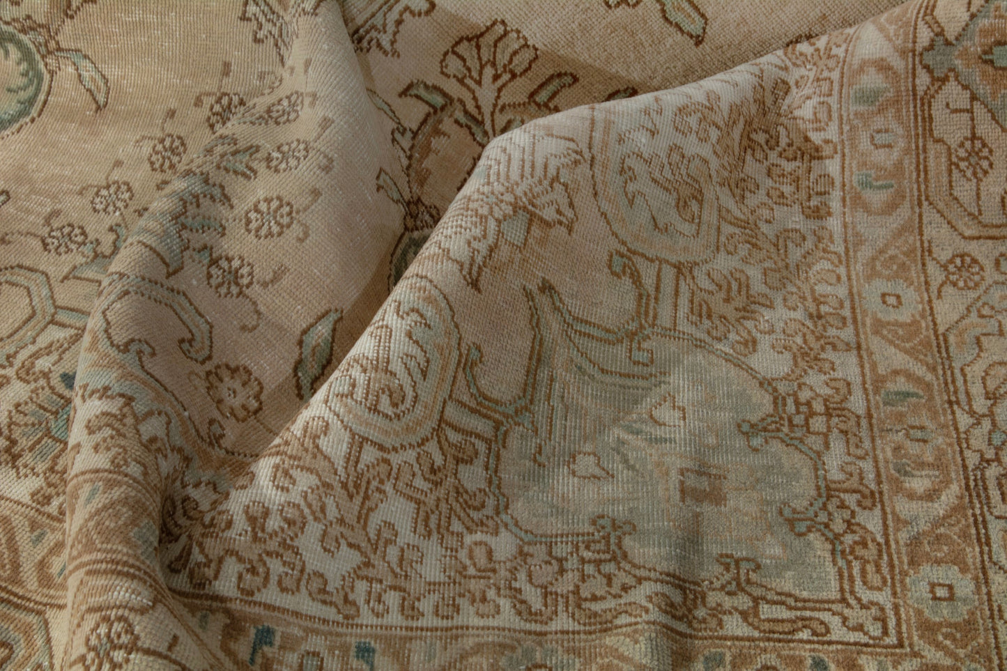 3482 - 7'5" x 10'11"