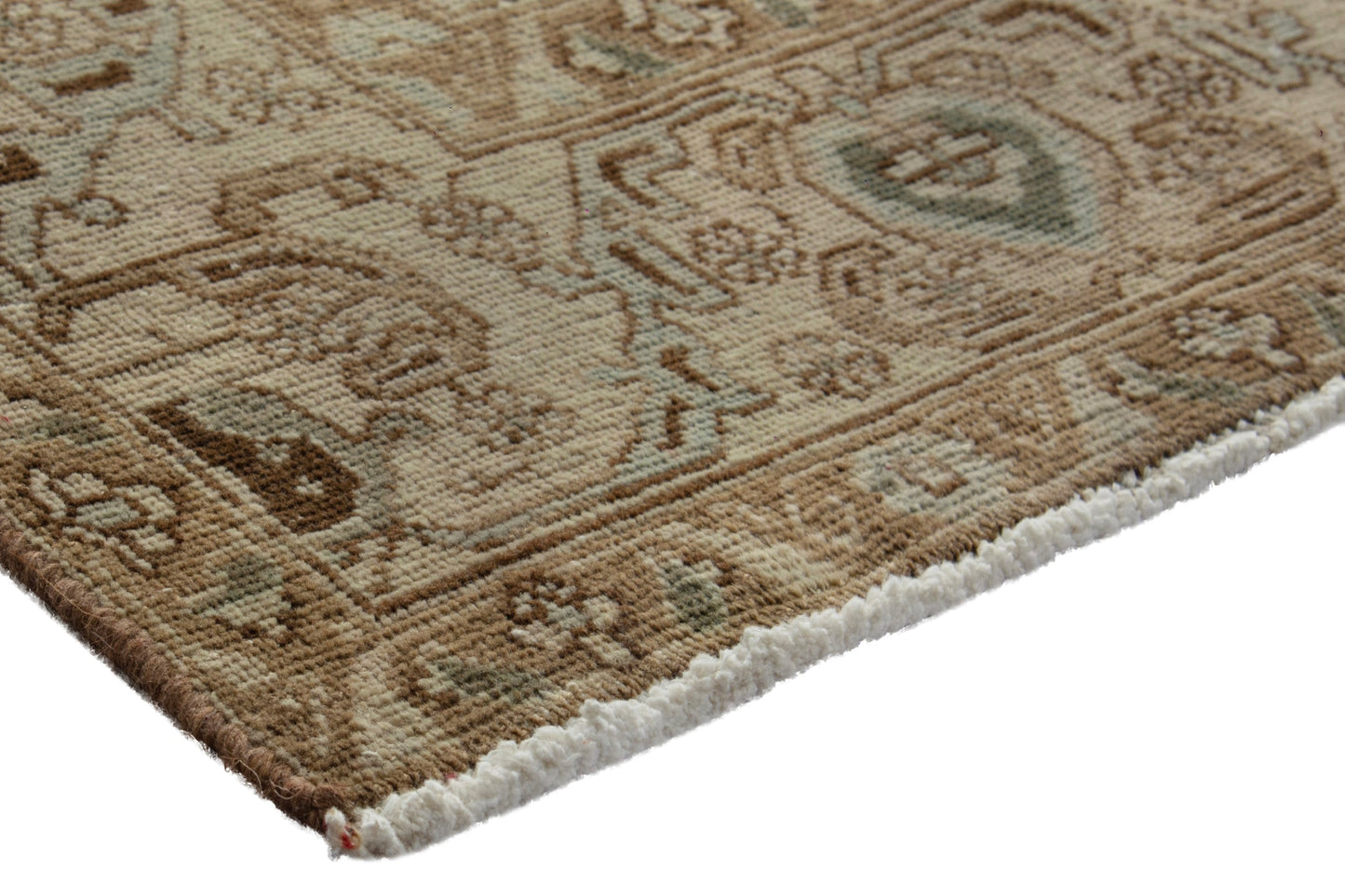 3482 - 7'5" x 10'11"