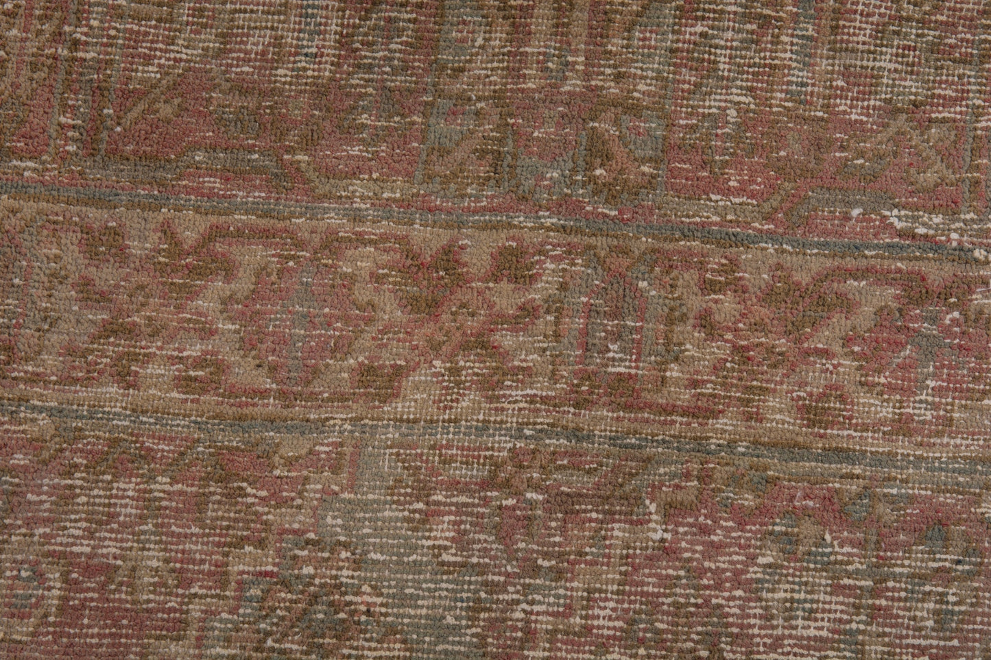 3489 - 7'10" x 11'3"