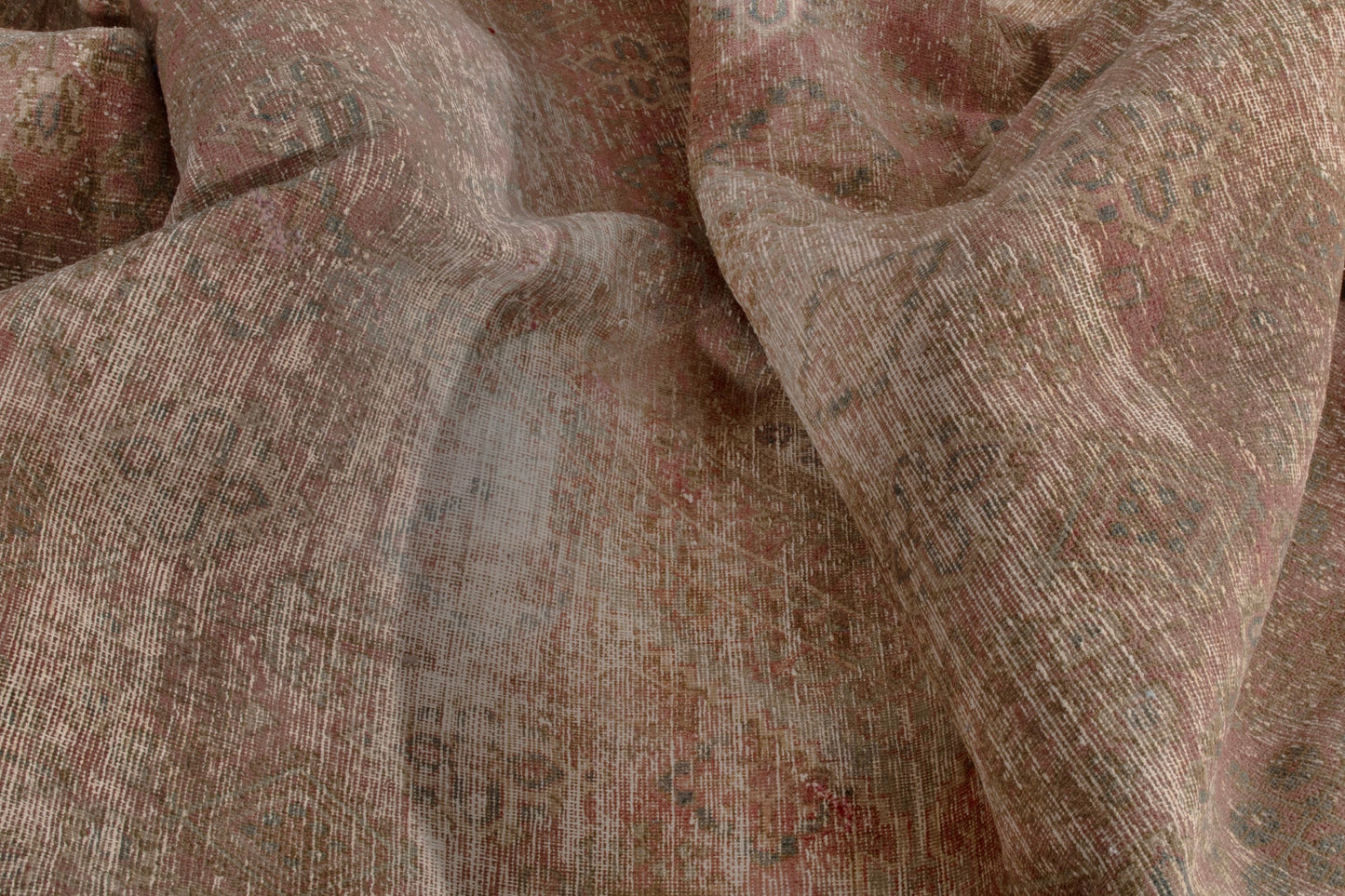 3489 - 7'10" x 11'3"