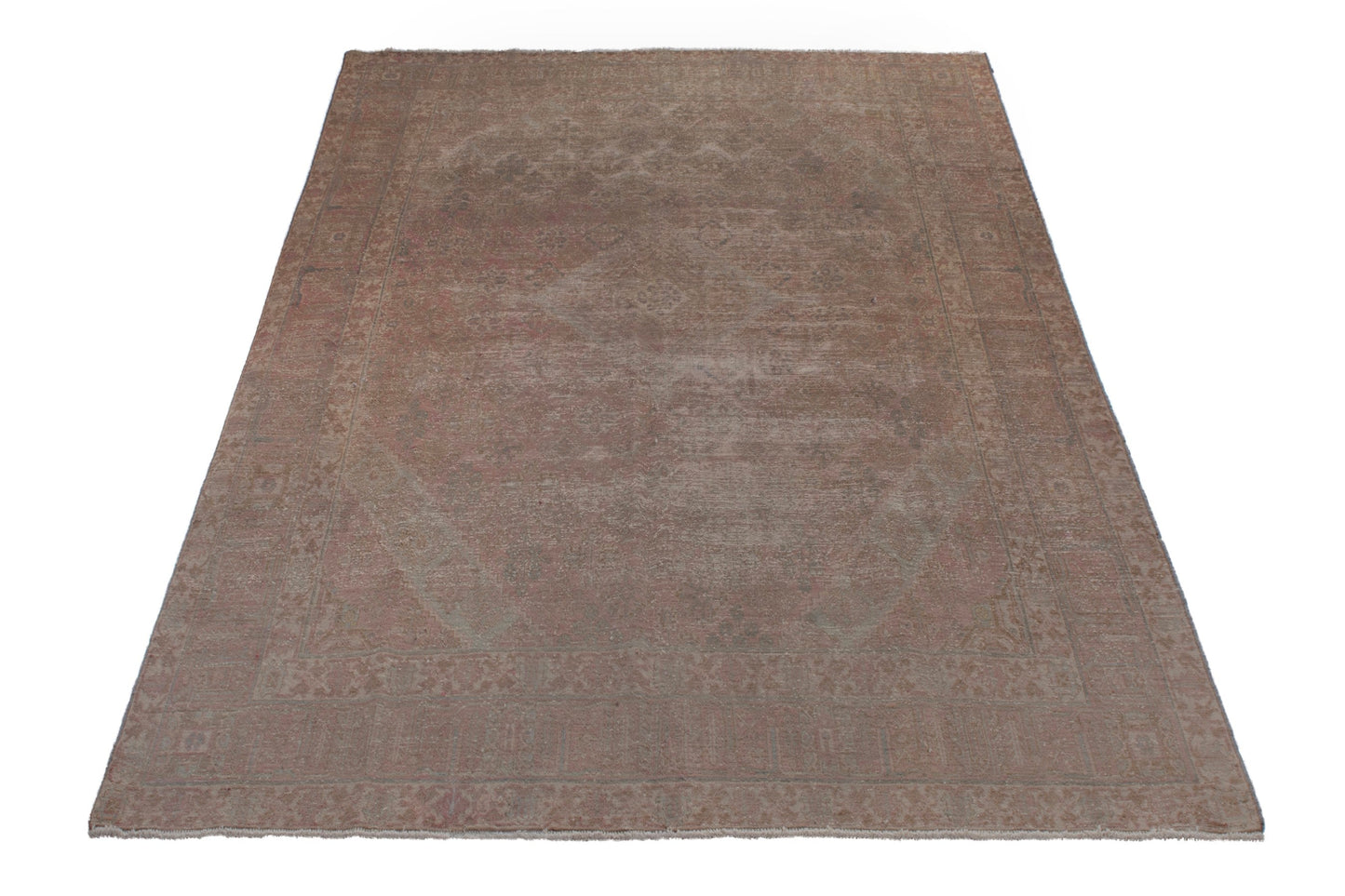 3489 - 7'10" x 11'3"