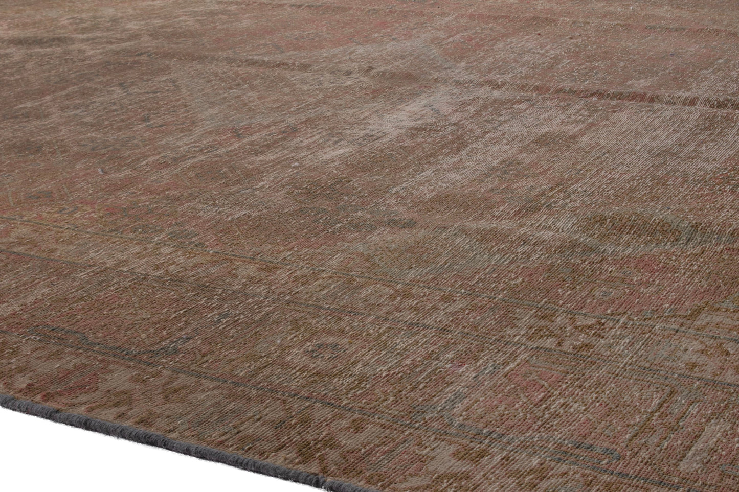 3489 - 7'10" x 11'3"