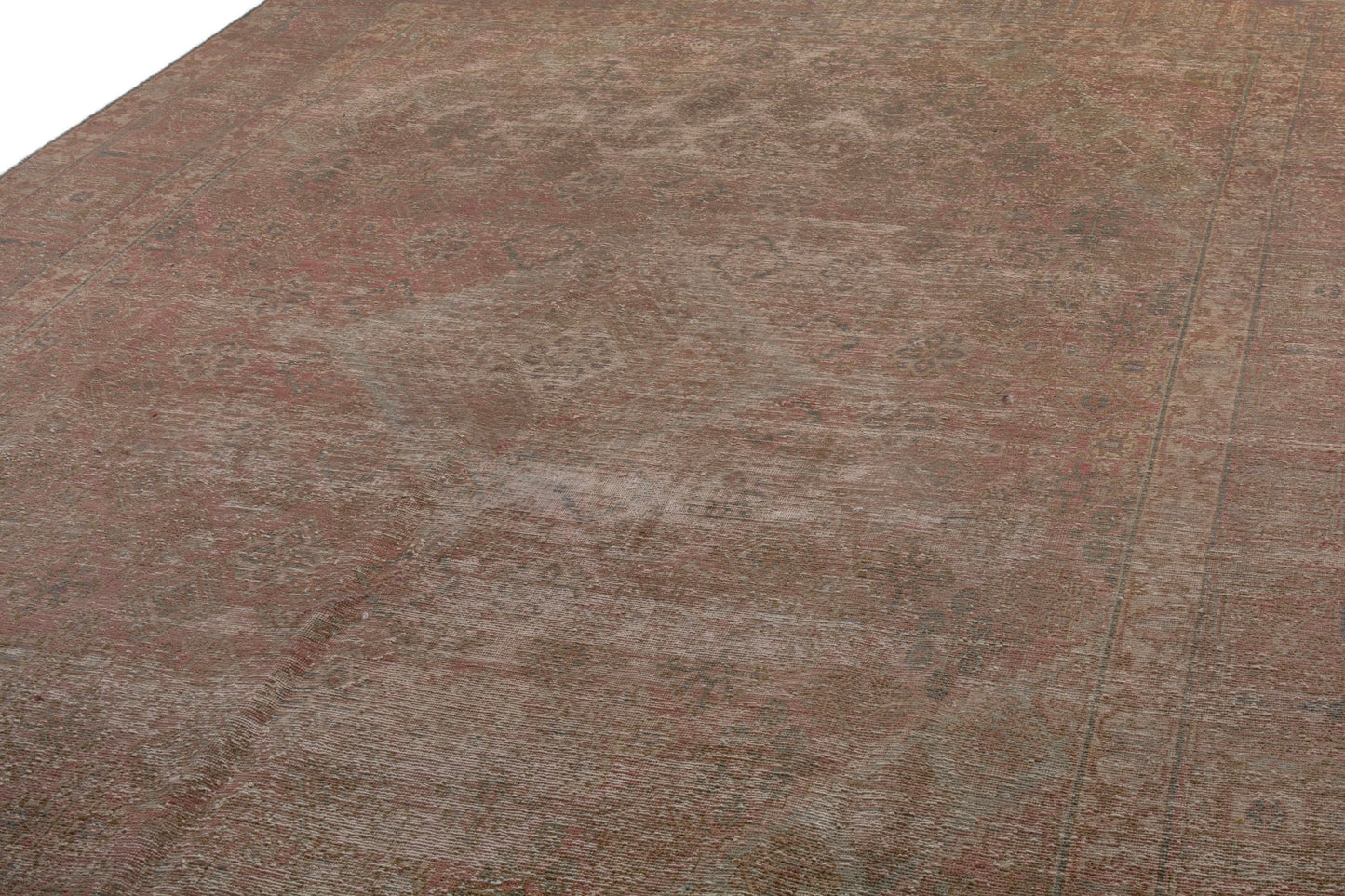 3489 - 7'10" x 11'3"