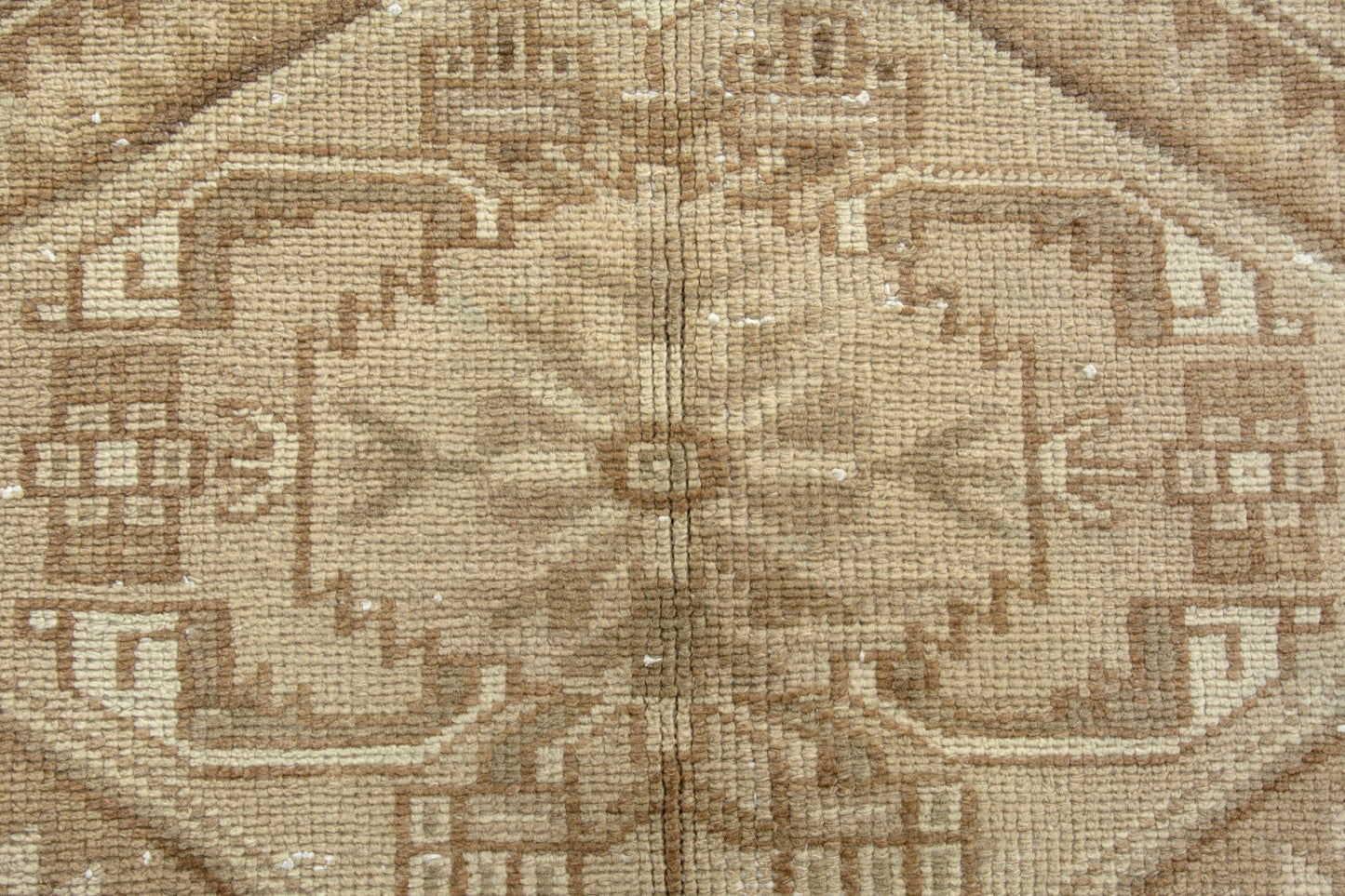 6490 - 2'6" x 9'4"