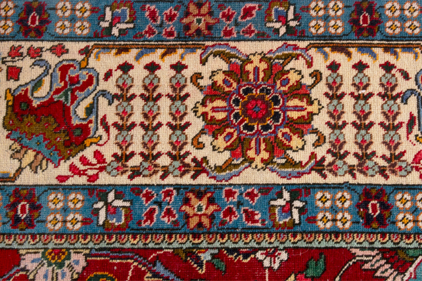 3515 - 9'7" x 12'10"