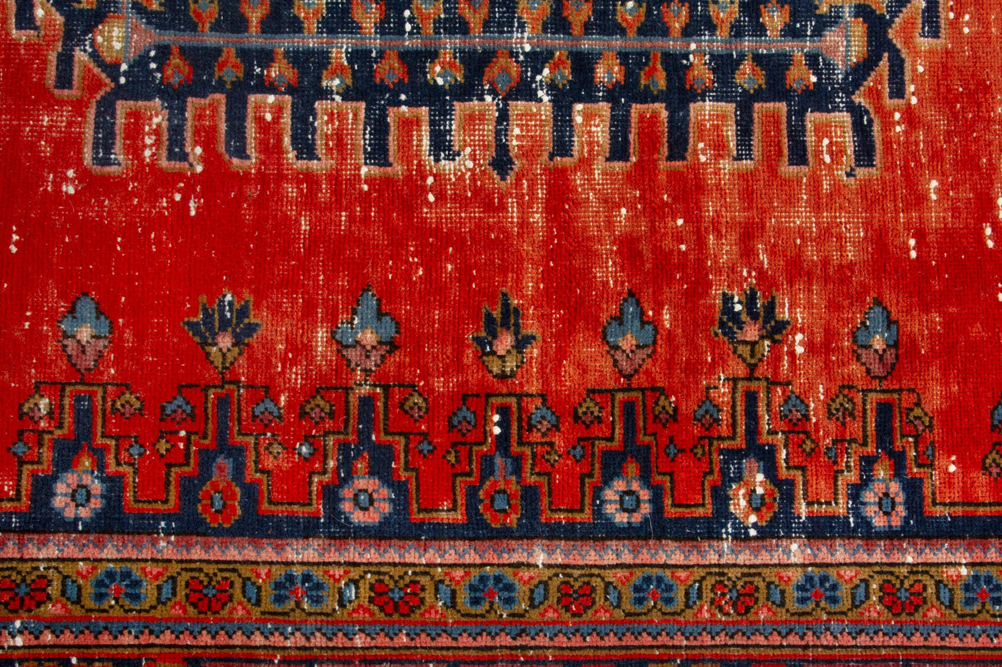 3516 - 6'10" x 10'2"