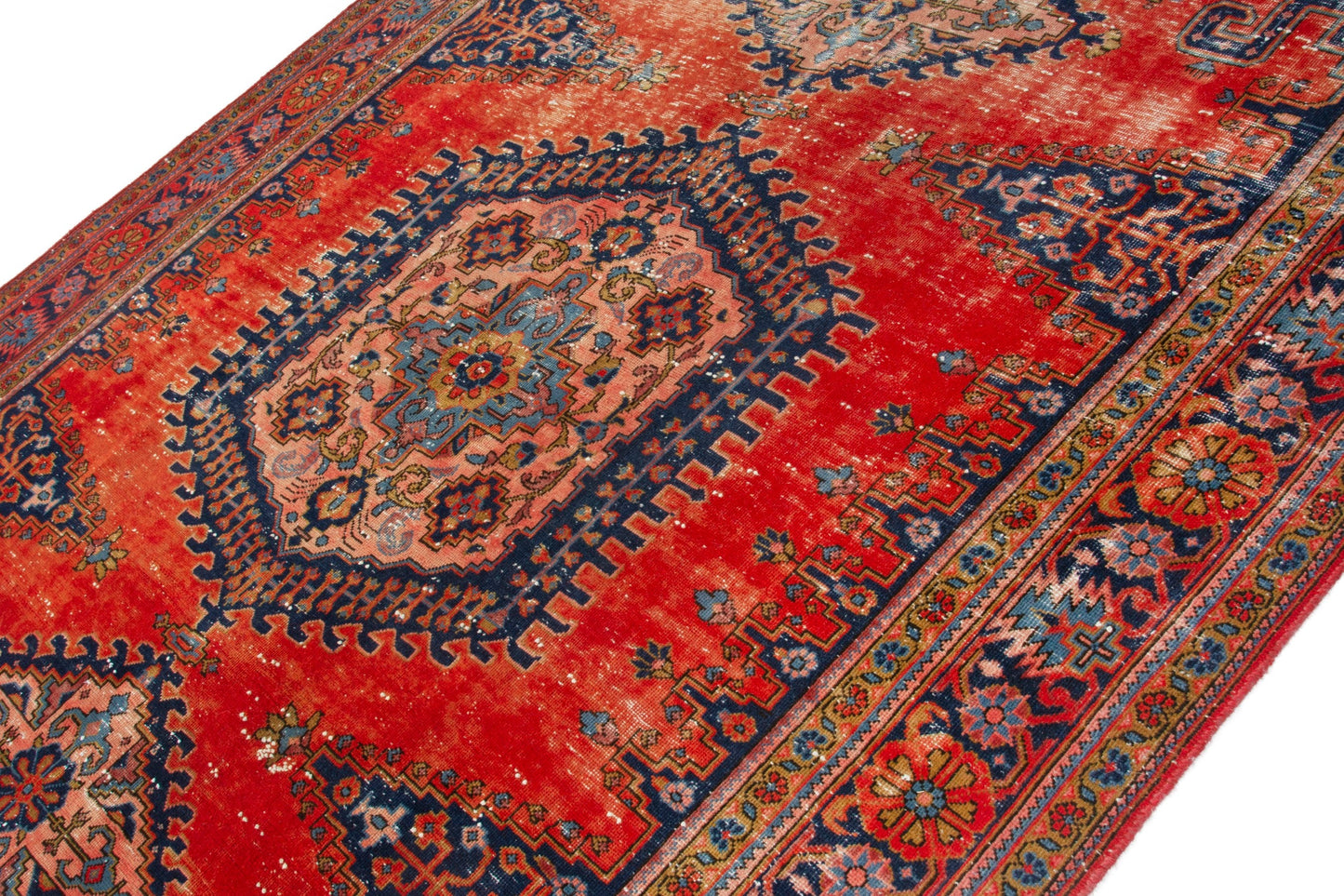 3516 - 6'10" x 10'2"