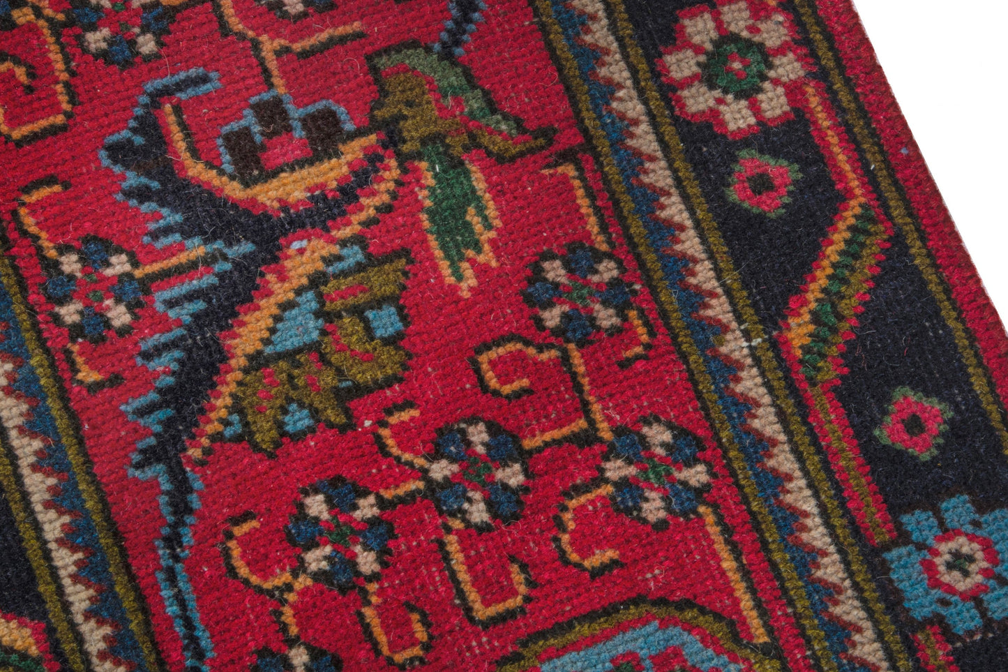 3533 - 9'11" x 13'1"