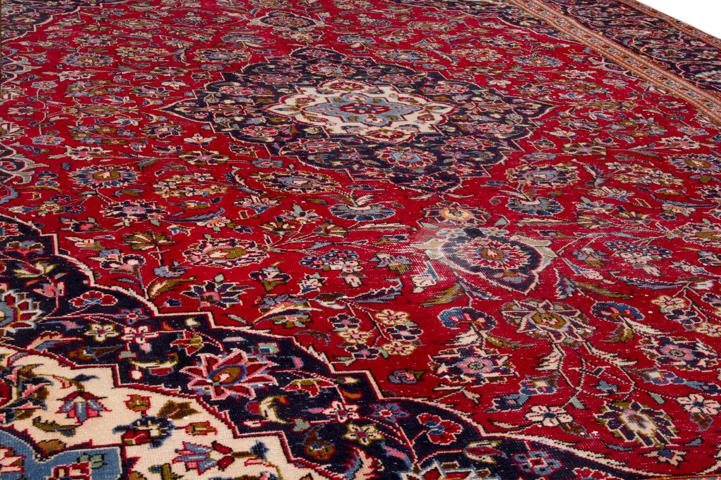 3550 - 7'10" x 11'10"