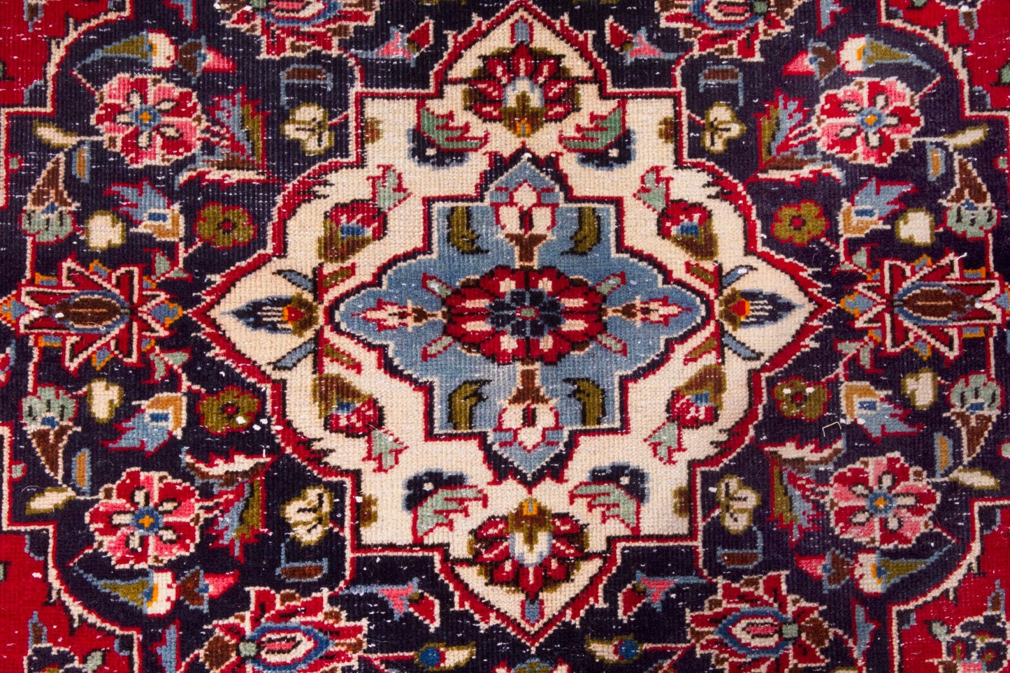 3550 - 7'10" x 11'10"