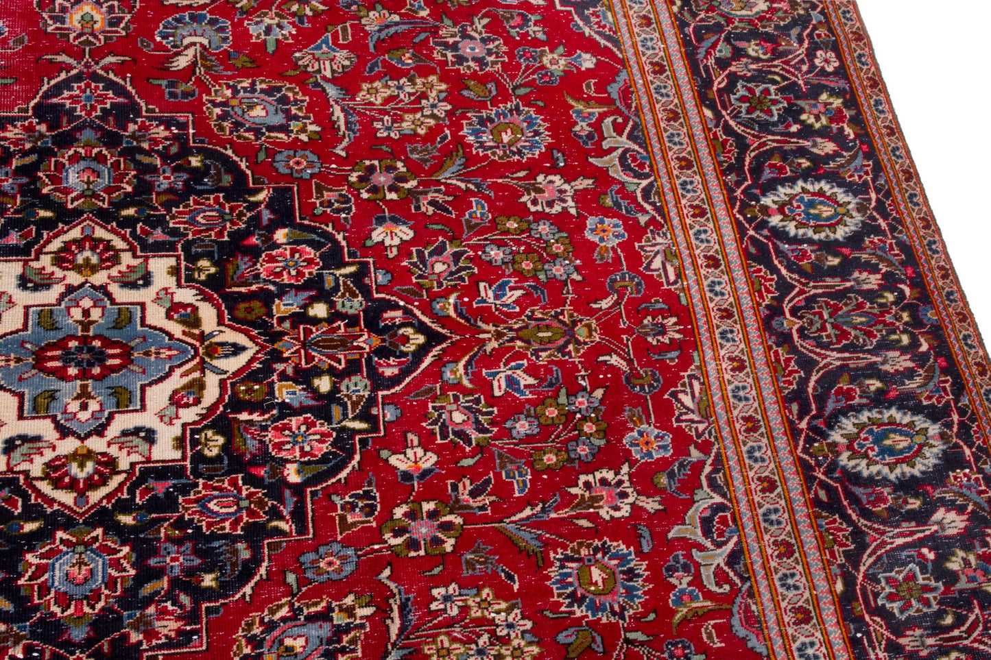 3550 - 7'10" x 11'10"