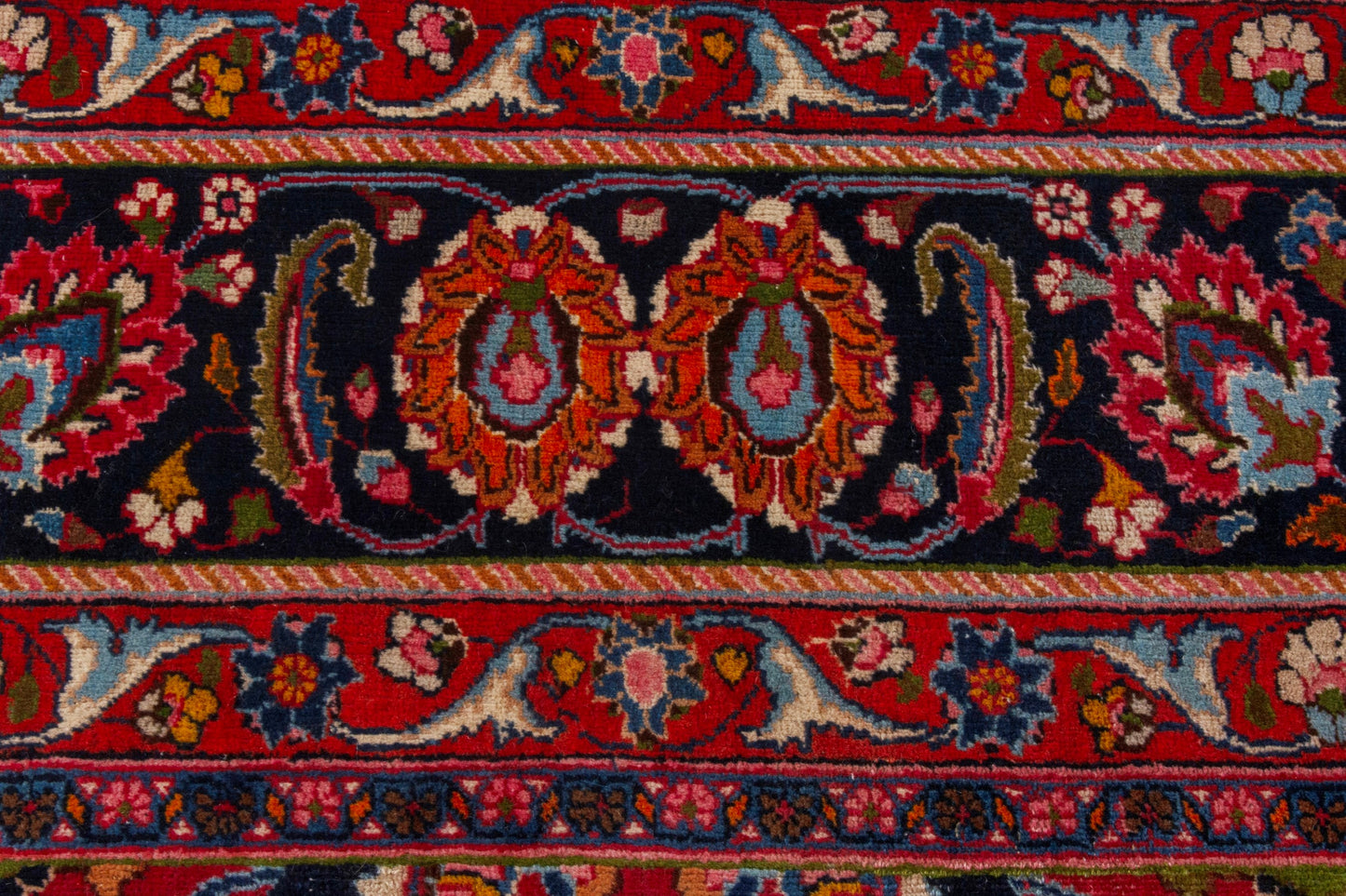 3551 - 9'10" x 13'3"