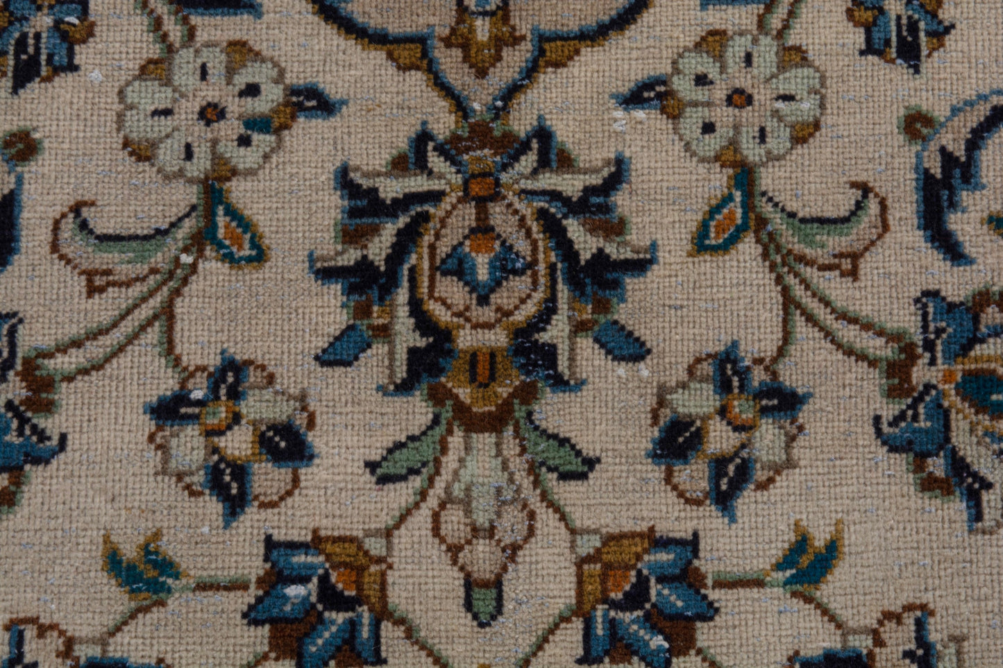 3552 - 7'11" x 11'9"