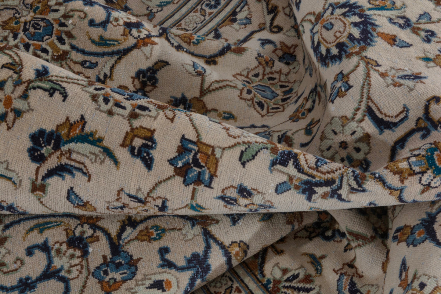 3552 - 7'11" x 11'9"