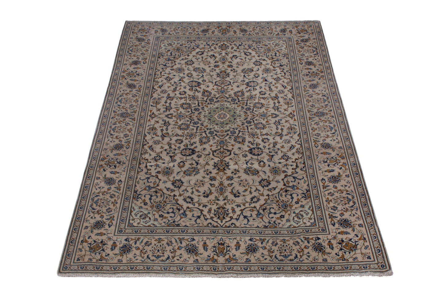 3552 - 7'11" x 11'9"